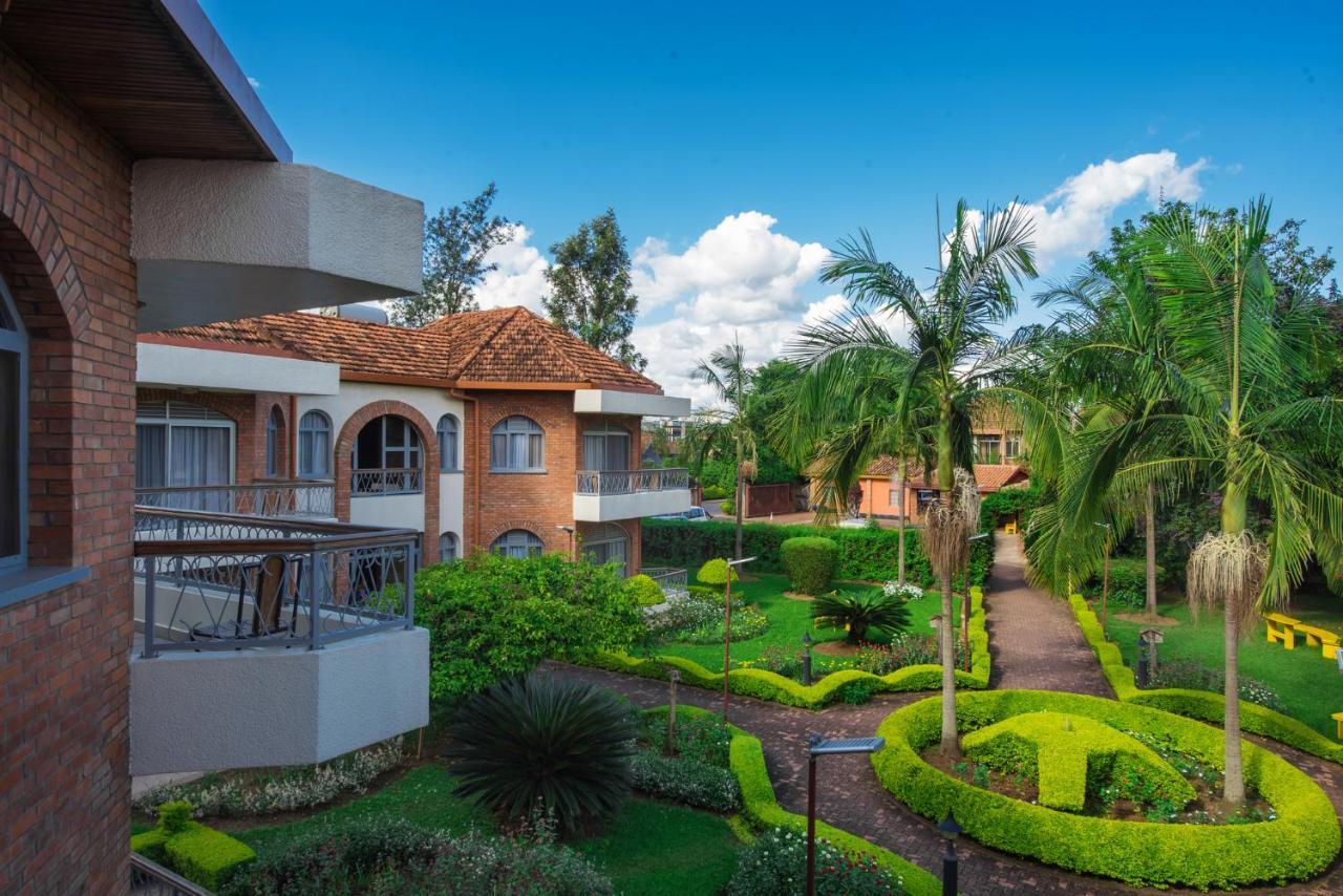 Hotel Chez Lando Кігалі Екстер'єр фото